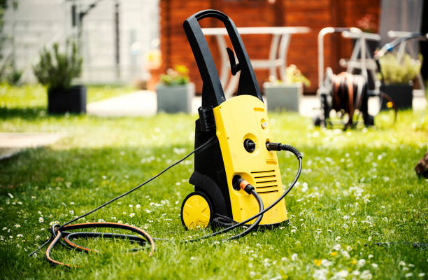 Best Pool Deck Cleaning  in South River, NJ